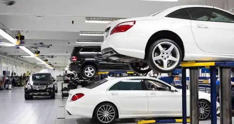 ورشة مرسيدس في الخبر - الدمام