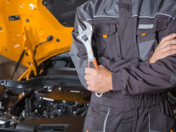 أفضل ميكانيكي سيارات