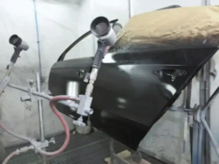 ورشة رش بوية في الخبر