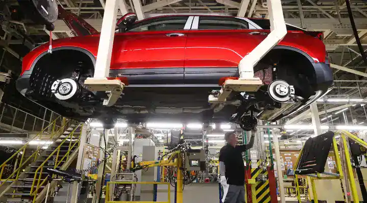 ورشة سمكرة عالبارد في المنطقة الشرقية