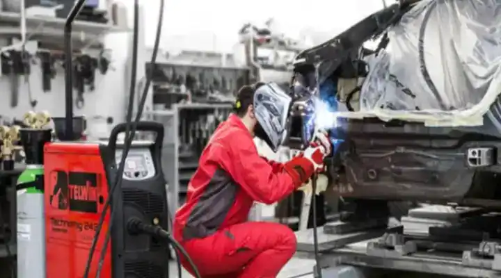 أفضل ورشة سمكرة وصبغ سيارات في جدة