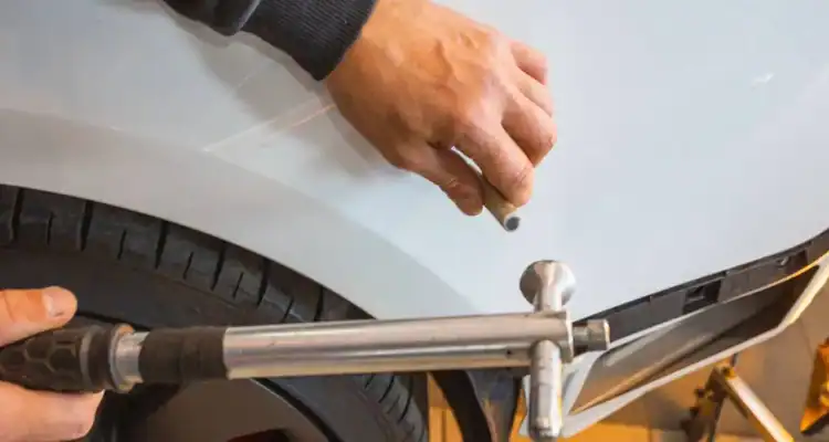 ورشة سمكرة في الصناعية القديمة الرياض